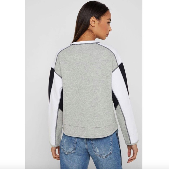 Loose Fit Sportswear Tech Fleece Crew Sweatshirt - Picture 3 of 4